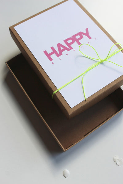 Neon Geschenkverpackung zum Geburtstag "happy birthday"